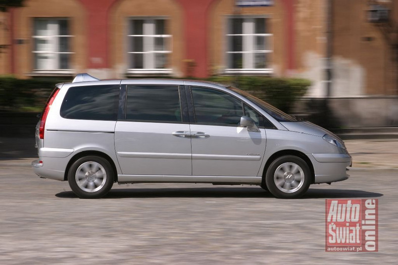 Citroen C8