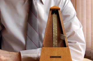 Posłowie proponują wydłużenie okresu tymczasowego zatrudnienia