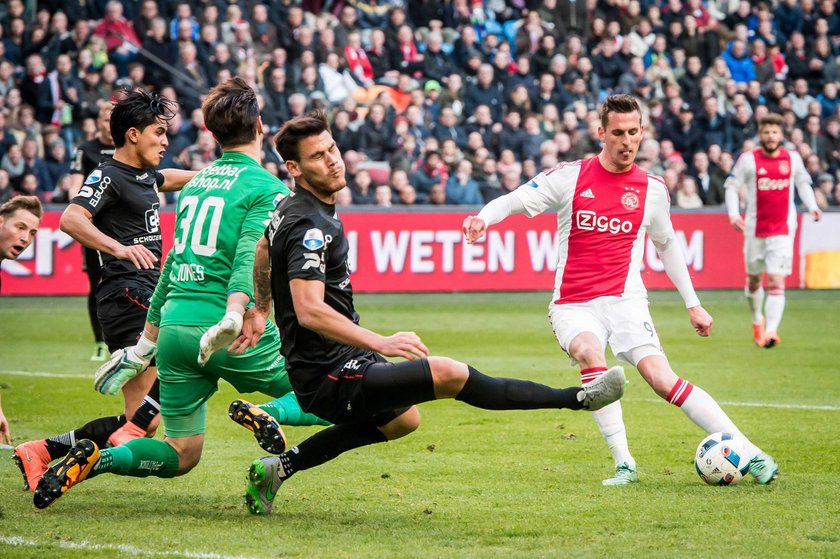 Arkadiusz Milik zdobył bramkę dla Ajaksu w meczu z NEC Nijmegen