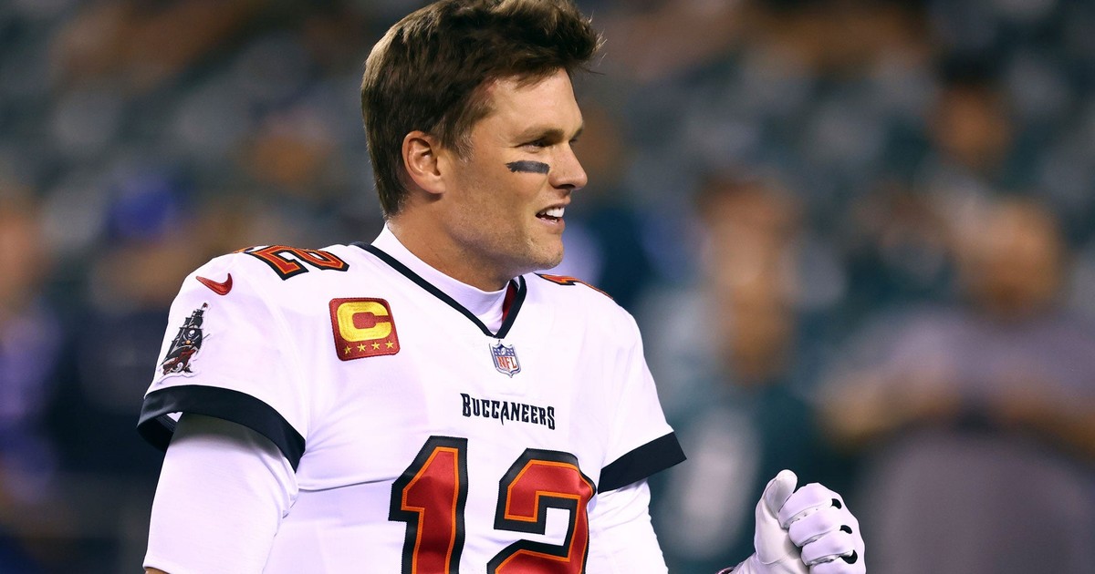 Has Tom Brady lost the locker room? Bucs players met without the QB to  discuss the future without him