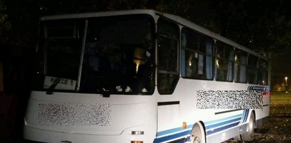 Wiózł ludzi autobusem. Miał aż 2 promile