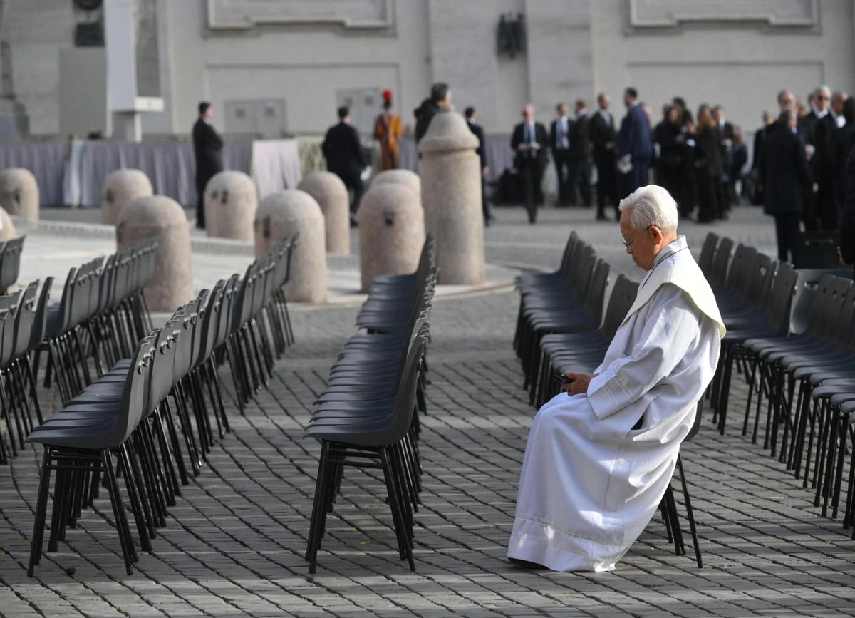 Tak będzie wyglądało pożegnanie Franciszka. Zgodnie z nowym rytuałem