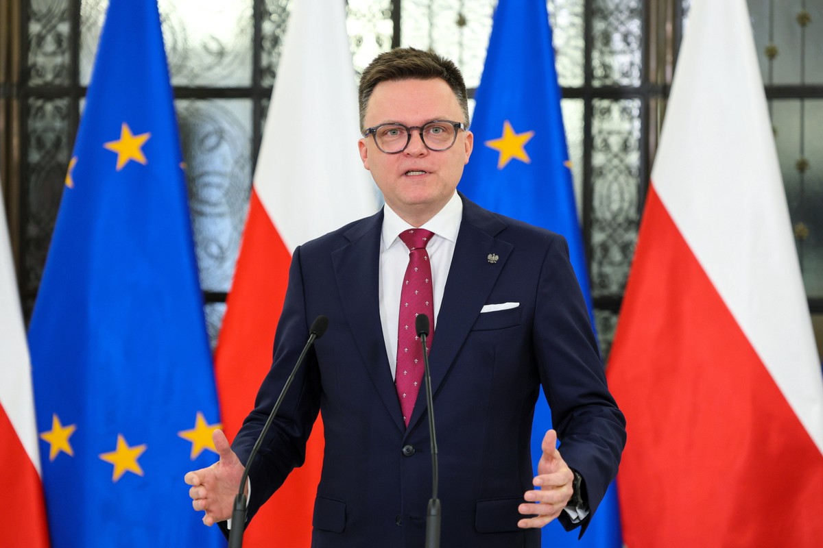 Szymon Hołownia wystąpi do Jolanty Pawłowskiej z pytaniem, czy przyjmie wakatujący mandat poselski po Mariuszu Kamińskim