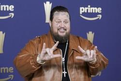 Nowy zwiastun serialu z Sylvestrem Stallone'em. A w nim niespodzianka muzyczna