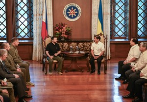Volodimir Zelenski i Ferdinand Markos mlađi u Manili na Filipinima 3. juna