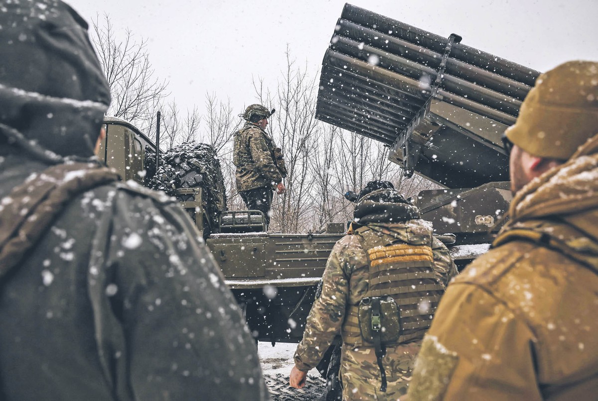 Nowa broń dla Ukrainy. Jaką rolę w pomocy wojskowej odgrywa Polska?