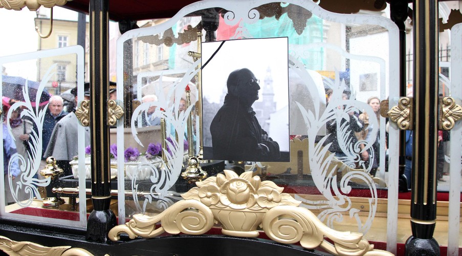 Kondukt z prochami Sławomira Mrożka