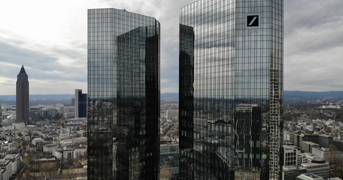 Luftangriff auf die Deutsche Bank.  Mehr als 100 Ermittler durchsuchen Häuser und Privatwohnungen