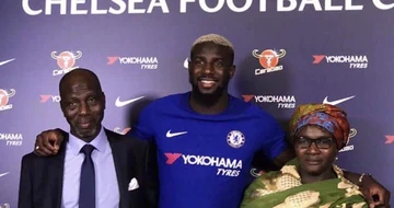 New Chelsea Boy Bakayoko Brought His Parents For Unveiling Ceremony Pulse Ghana