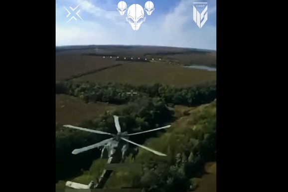 (VIDEO) POTERA NA NEBU IZNAD UKRAJINE Snimljen trenutak kada je dron pogodio ruskog "Noćnog lovca", operaciju vodili "Osmi": "Niko od njih nije imao šanse"