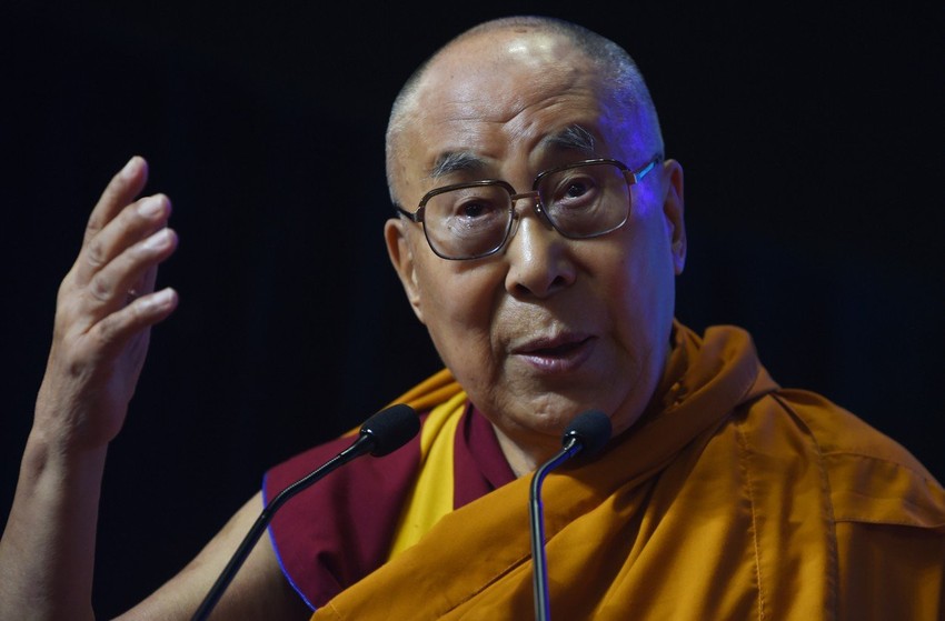 Iz beskrajnog kruga nasilja može se izaći jedino kroz dijalog - Dalaj Lama