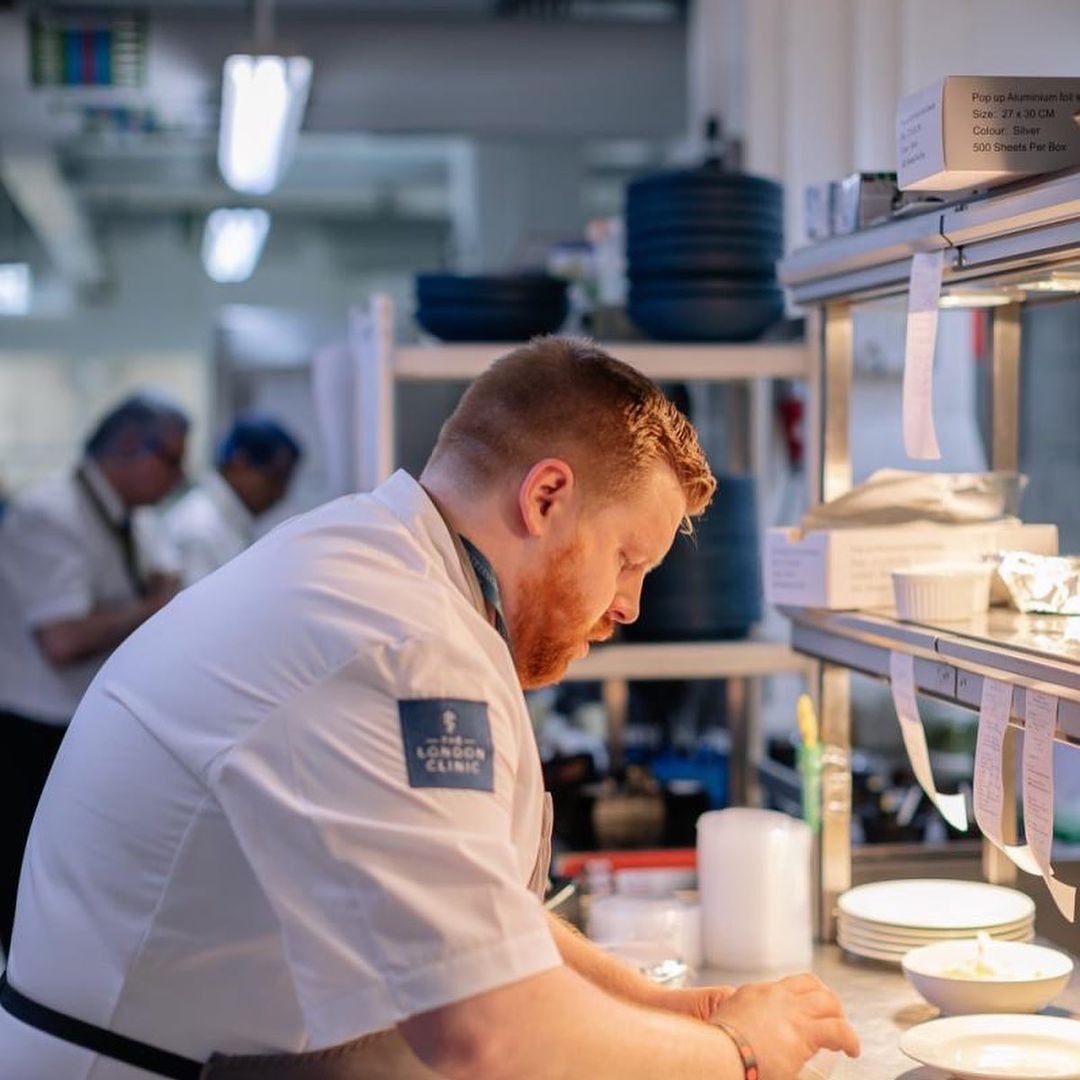 Šéfkuchár na klinika, v ktorej je hospitalizovaná princezná Kate.