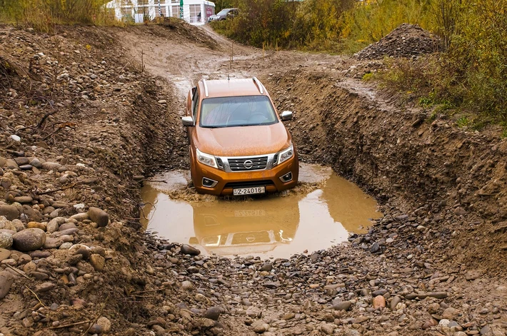 Nowy Nissan Navara NP300