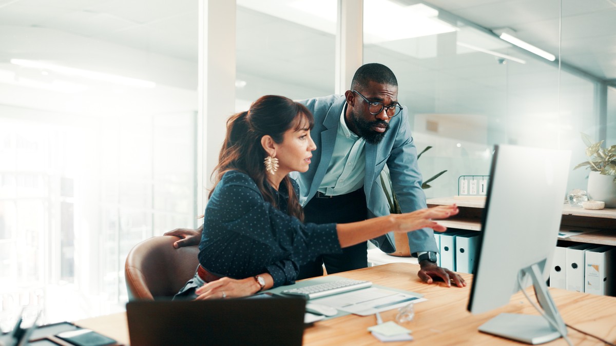 Discussion,,Meeting,And,Business,People,In,Office,With,Computer,,Finance