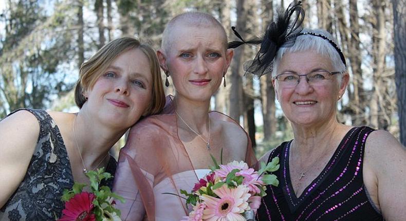 A bride diagnosed with terminal cancer married herself to fulfil her dream of having a proper wedding before dying