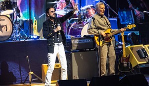 Ringo Star sa svojim bendom