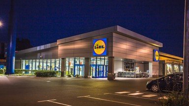 Koronawirus. Lidl wprowadza zmiany w swoich sklepach. Ograniczenia dla klientów