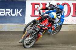 Dudek ukarany za obraźliwe gesty. Zwycięski remis Apatora