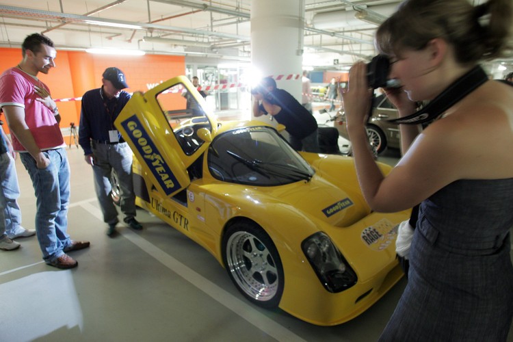 Ultima GTR - najszybszy produkcyjny pojazd na świecie, zdobywca kilku rekordów Guinnessa