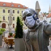 Példátlan megszorításokat emlegetnek Szlovákiában
