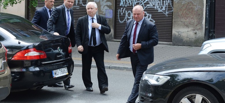 PO żąda od MSWiA wyjaśnień. Poszło o lot Kaczyńskiego policyjnym śmigłowcem