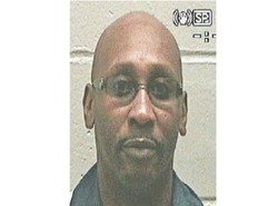 Bronili go noblista i papież. Kara śmierci jednak wykonana