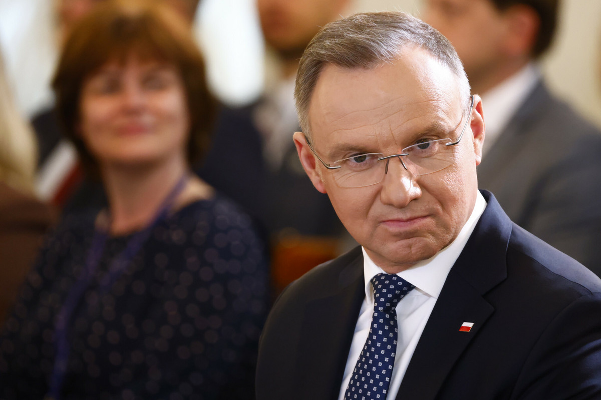 Sondaż. Czy prezydent powinien mieć wpływ na wybór polskiego komisarza w UE?