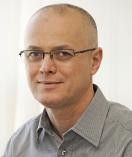 Nowacki: Miliardy w starciu gigantów