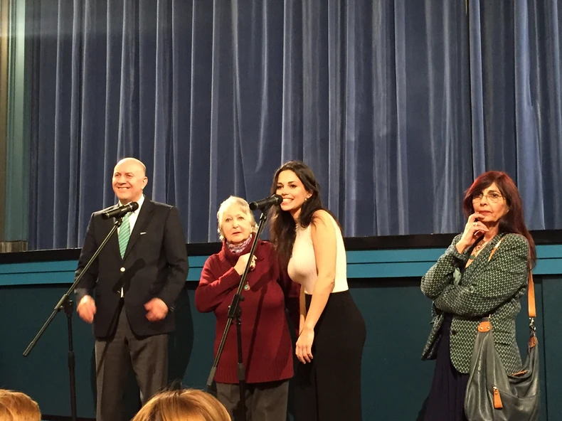 Projekcija je dočekana spontanim aplauzom