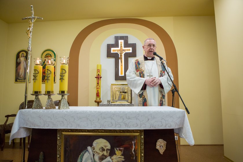 Abp. Gądecki sugeruje: Chłopcy nie powinni po sobie sprzątać