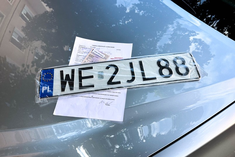 Tablice rejestracyjne, rejestracja samochodu