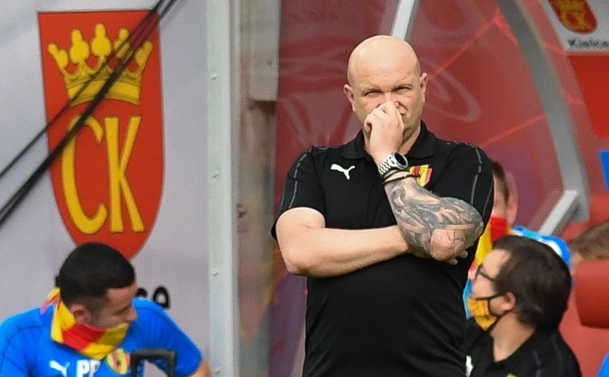 Trener Maciej Bartoszek