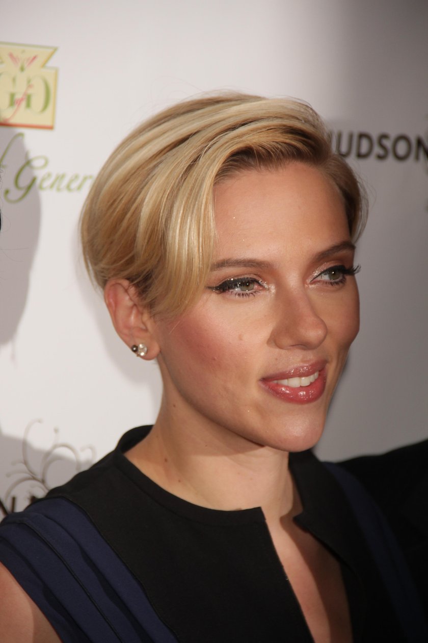 Scarlett Johansson na gali fundacji charytatywnej