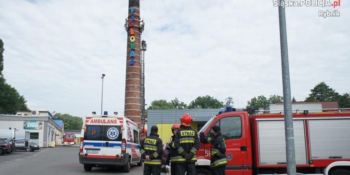 Rybnik. Ulica Marii Curie-Skłodowskiej. 33-latek wszedł na komin 