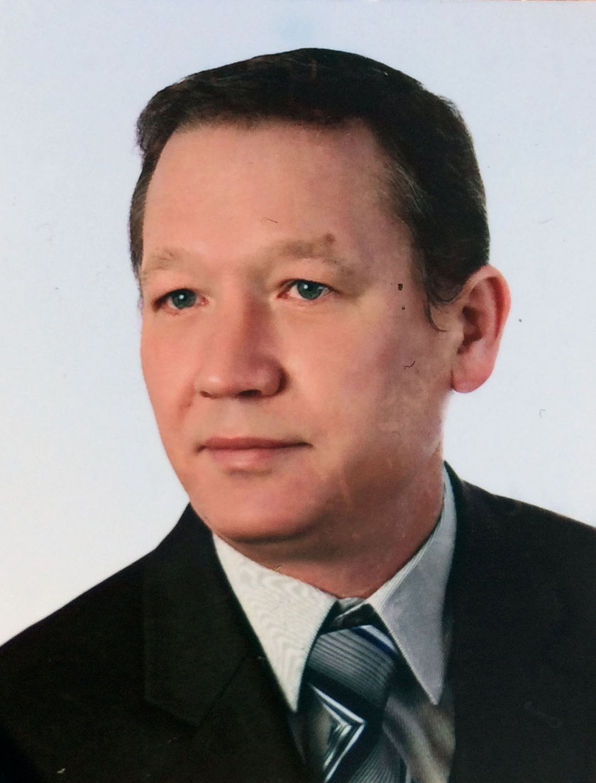 Dariusz M. j