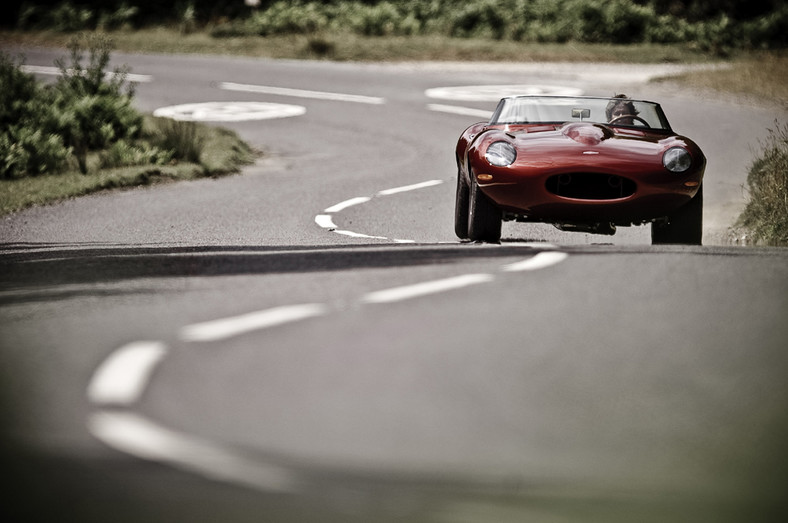 Jaguar Speedster Concept - Retrofala nadal wzbiera