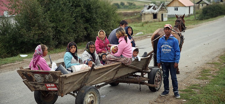 Stereotypy, strach i niewiedza, czyli dlaczego Polacy nie lubią Romów [WYWIAD]