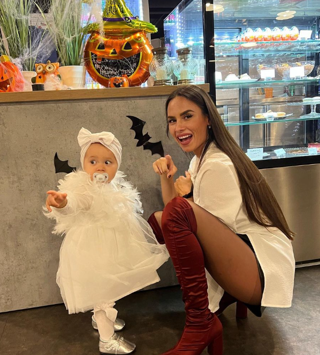 Natália Glosíková s dcérkou Zairou. 