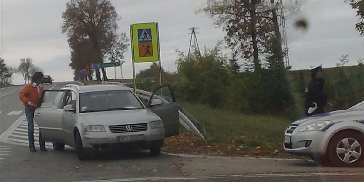 Agent Tomek uwiódł policjantów. Mandatu nie było. FOTO 