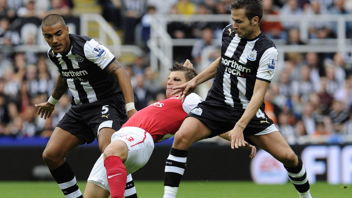 Arsenal Londyn zremisował bezbramkowo na wyjeździe z Newcastle United w meczu pierwszej kolejki Premier League. Całe spotkanie w barwach Kanonierów rozegrał Wojciech Szczęsny. Z ławki rezerwowych poczynania swojego reprezentacyjnego kolegi obserwował Łukasz Fabiański.