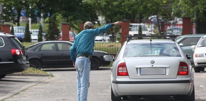 W Gdańsku plaga naciągaczy na parkingach!