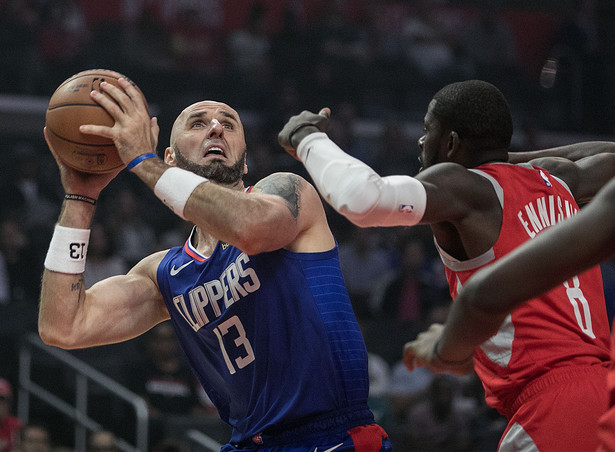 Liga NBA: Marcin Gortat wrócił do składu, Clippers pokonali po dogrywce Bucks