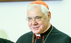 Kardynał Mueller: Gdybym był Tuskiem, to zamiast pouczać Polskę, nauczyłbym wszystkich w PE mówić 'dziękuję'