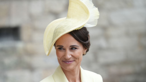 Pippa Middleton átlátszó csipkeruhában tündökölt a vörös szőnyegen