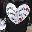 Blisko połowa Polek deklaruje, że pomogłaby w aborcji. Są też przeciwko karom za wsparcie