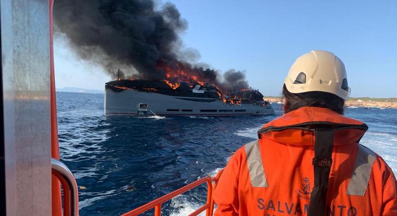 The $24 million Aria SF superyacht on fire.