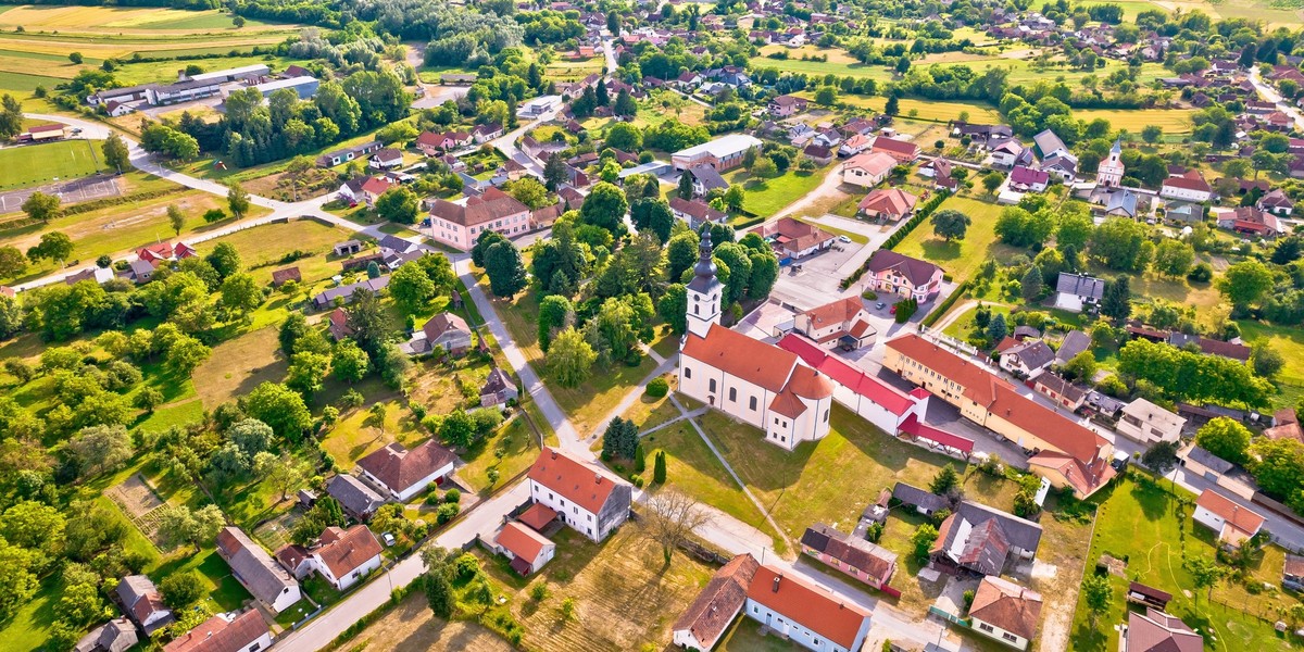 Legrad znajduje się niedaleko granicy z Węgrami. 