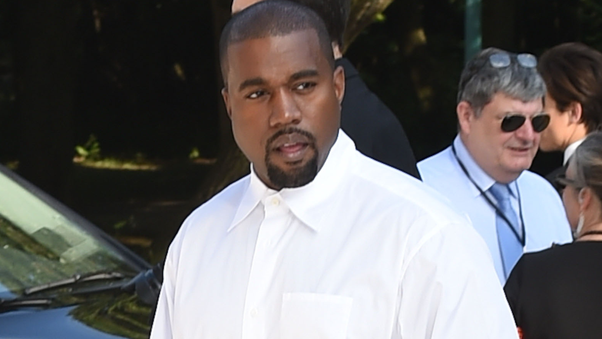 Kanye West na Louis Vuitton Art Of Giving Love Ball 