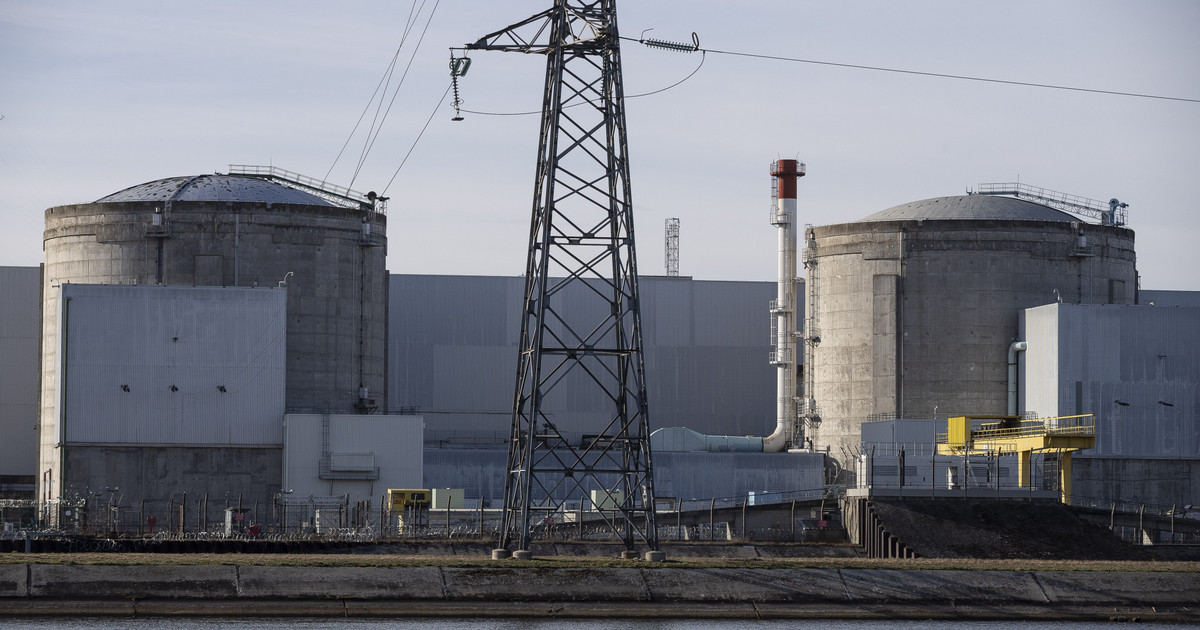 La France ferme sa plus ancienne centrale nucléaire