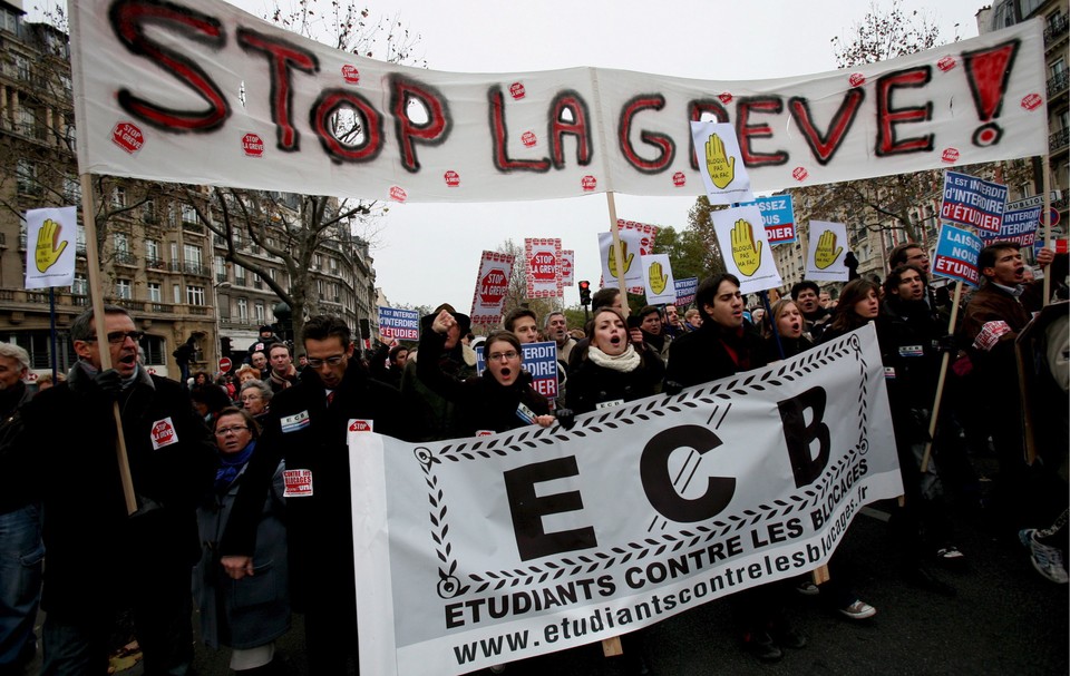 FRANCJA PROTEST PRZECIWKO STRAJKOM